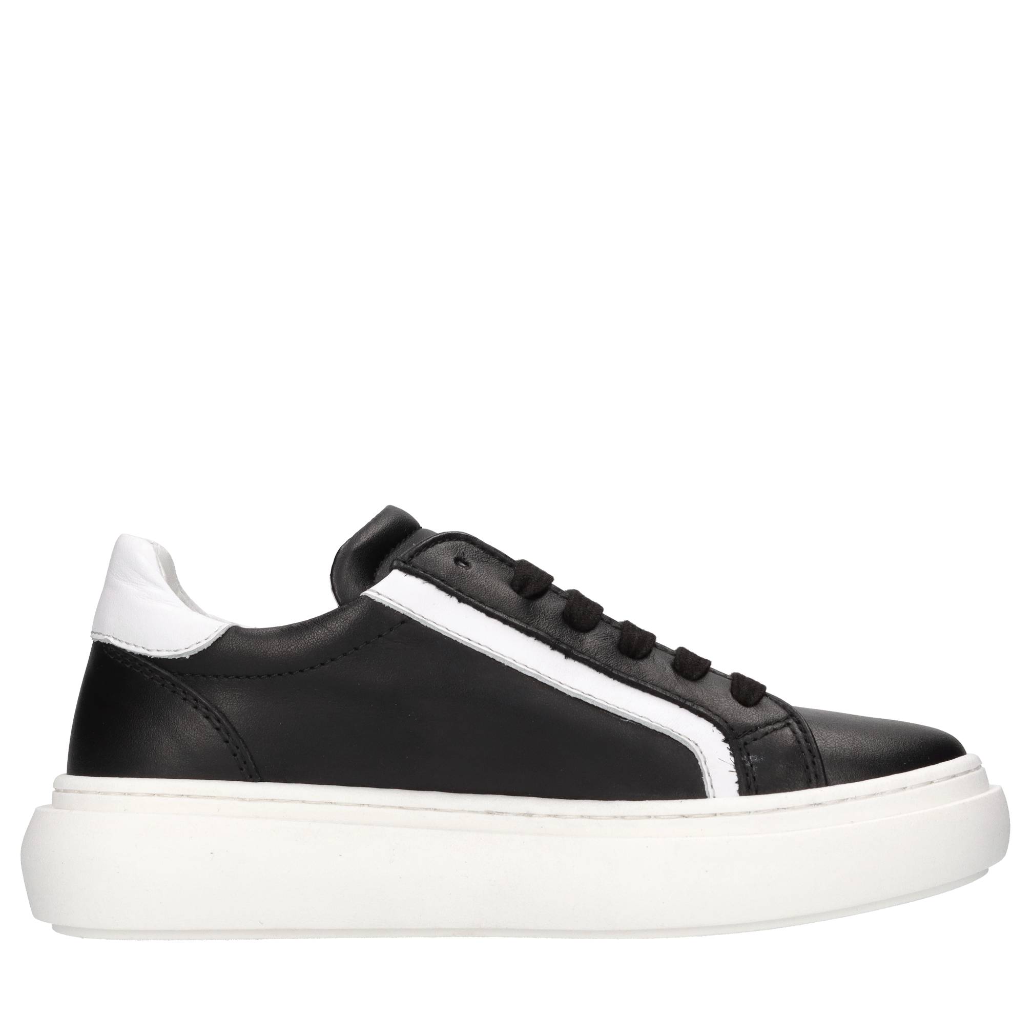 Sneakers in pelle 
