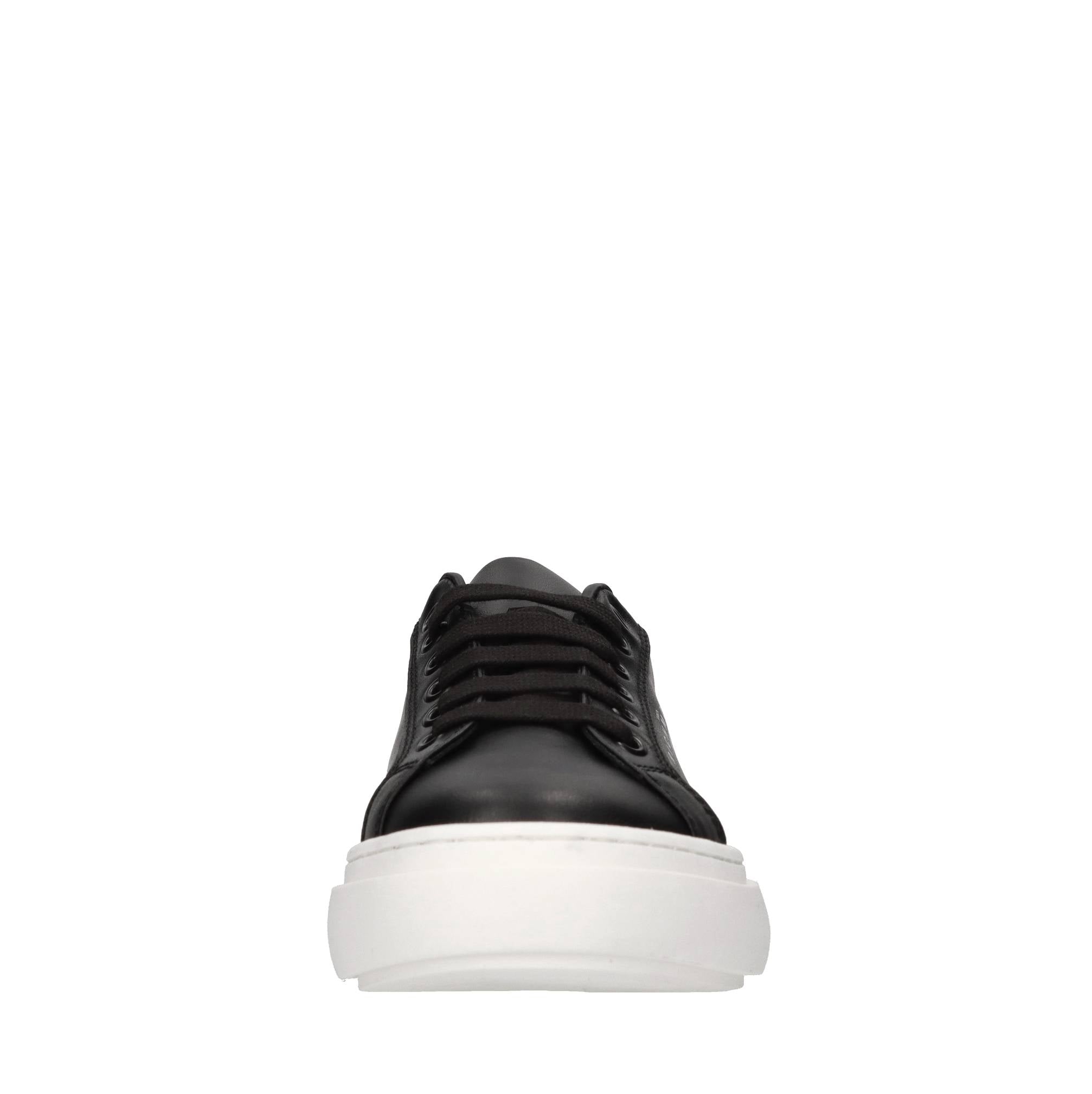 Sneakers in pelle 