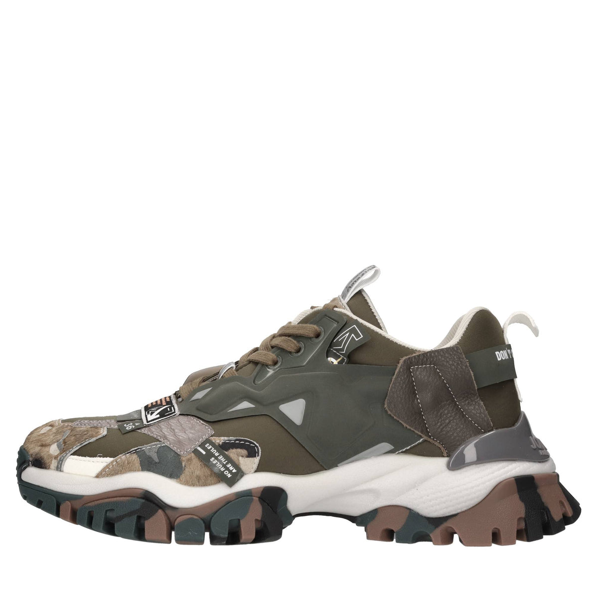 Sneakers in multimateriale 