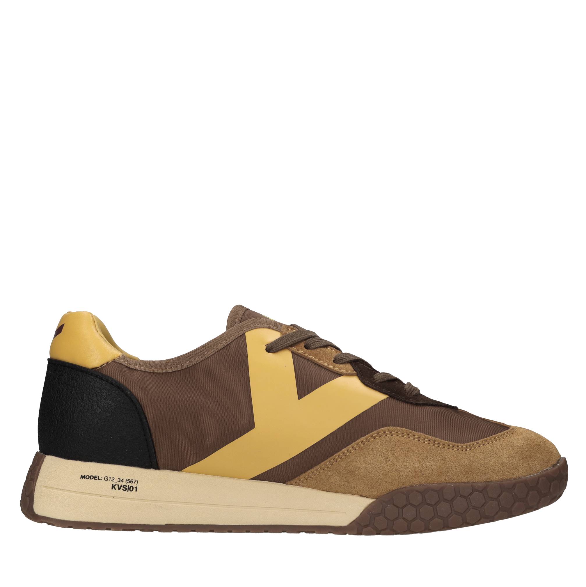 Sneakers in camoscio, tessuto e altre materie 