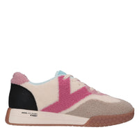 Sneakers in tessuto e altre materie 