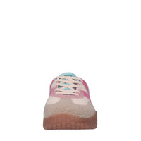 Sneakers in tessuto e altre materie 