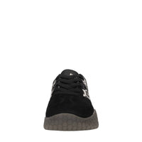 Sneakers in camoscio e altre materie 