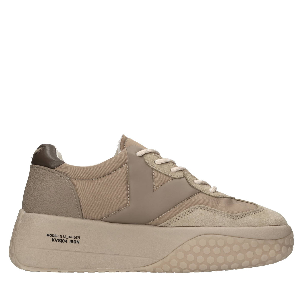Sneakers in camoscio, tessuto e altre materie 