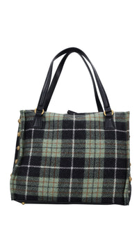 Borsa in tessuto e borchie 
