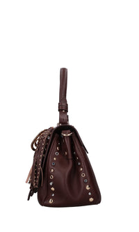 Borsa in pelle martellata e borchie 