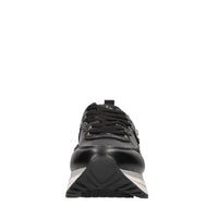 Sneakers in pelle e altre materie 