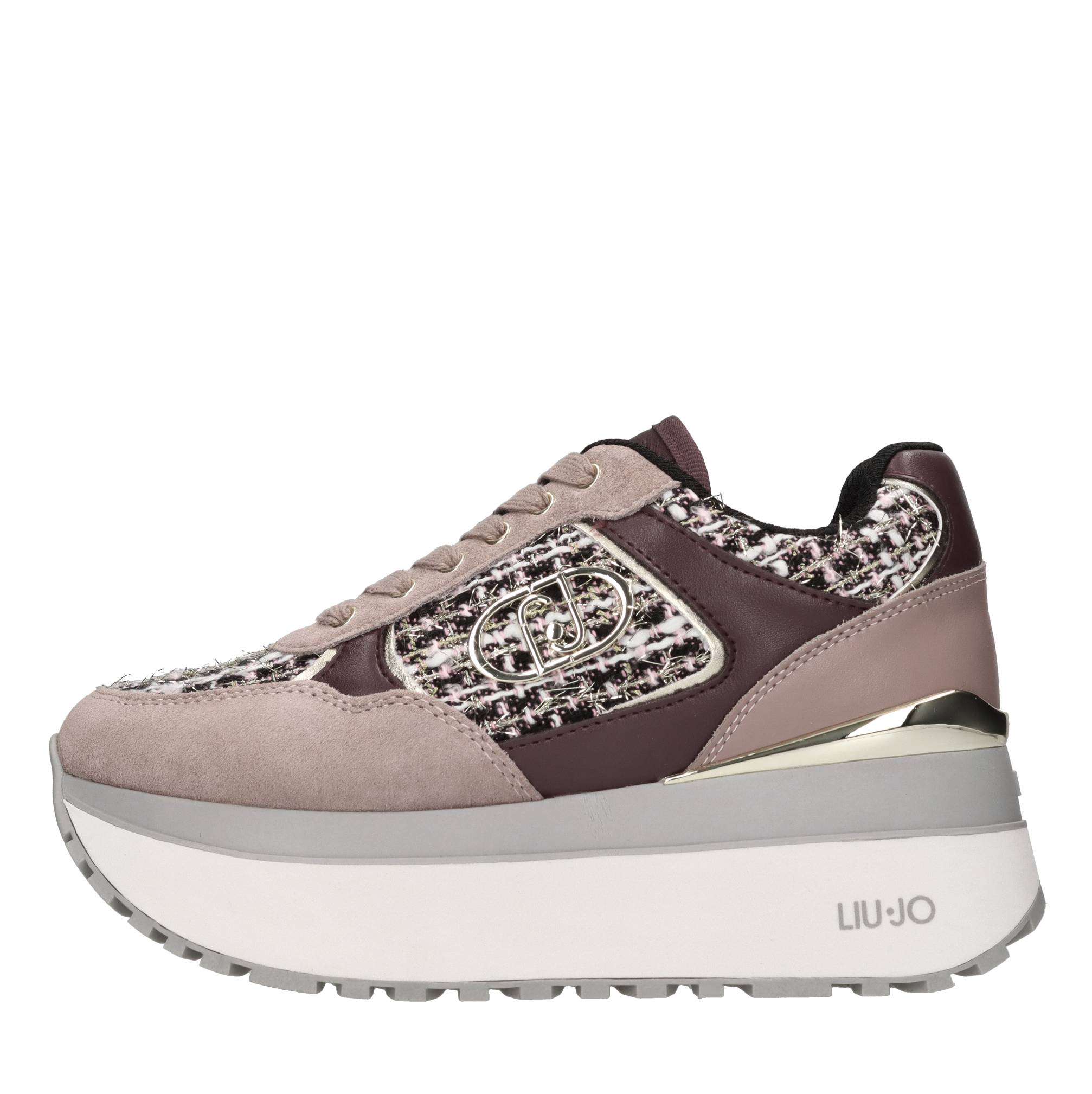 Sneakers in pelle, ecopelle e tessuto 