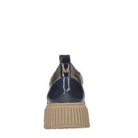 Sneakers in vernice 