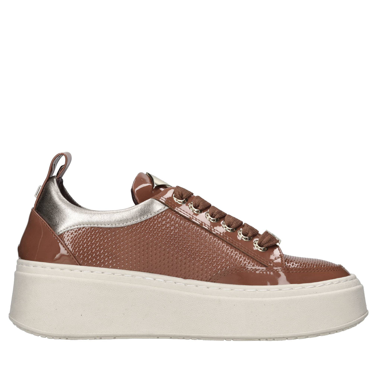 Sneakers in vernice 