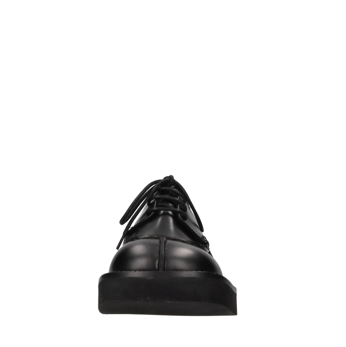Stringate in pelle 