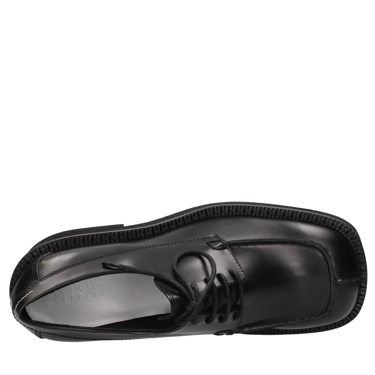Stringate in pelle 