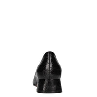Décolleté in pelle 