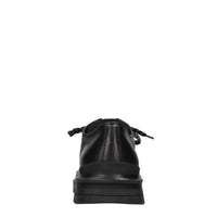 Stringate in pelle 