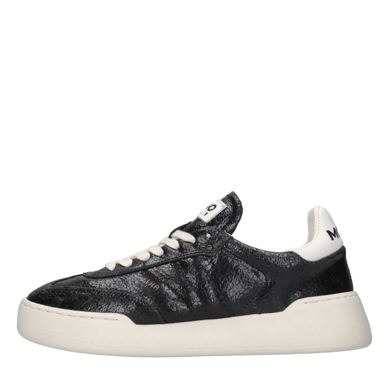 Sneakers in pelle ed ecopelle 