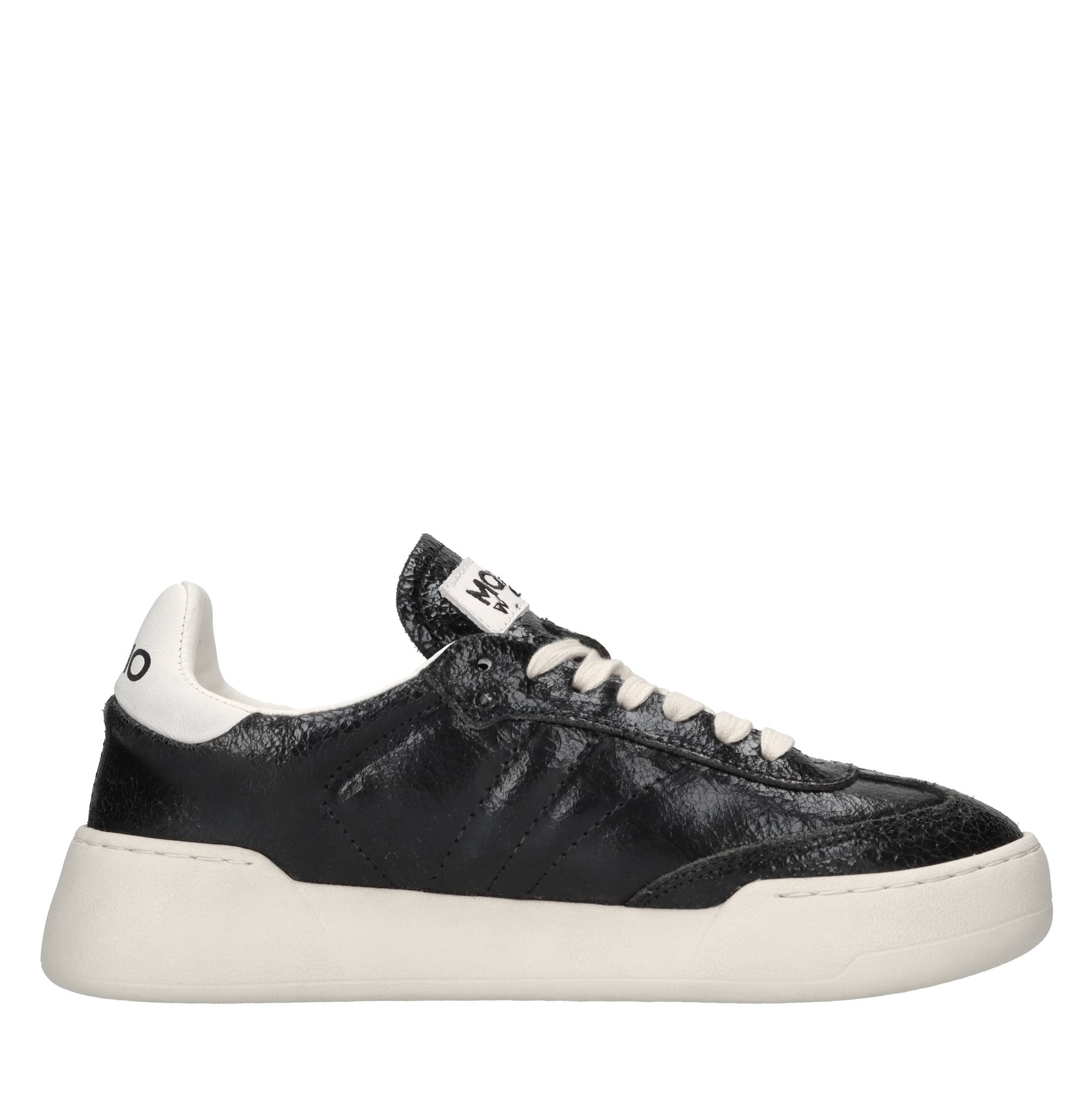 Sneakers in pelle ed ecopelle 