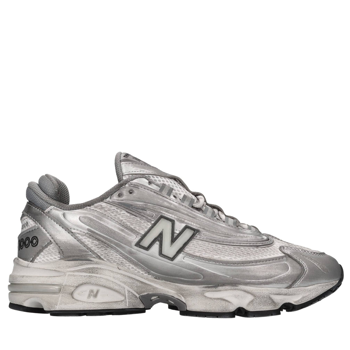 Sneakers in pelle e tessuto 
