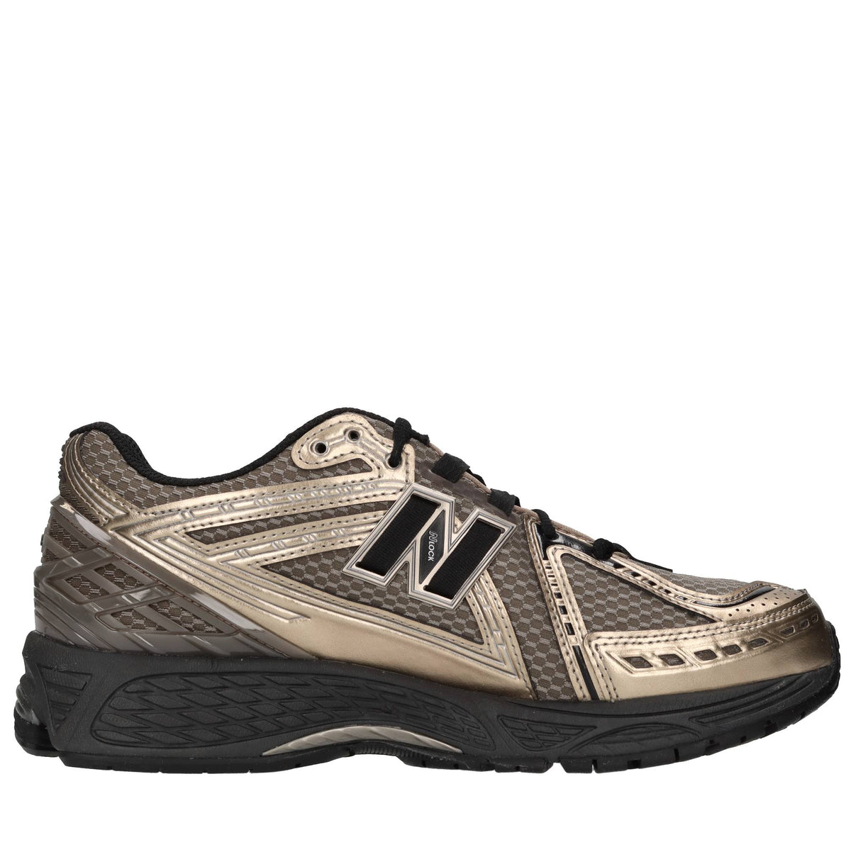 Sneakers in tessuto, ecopelle e altre materie 