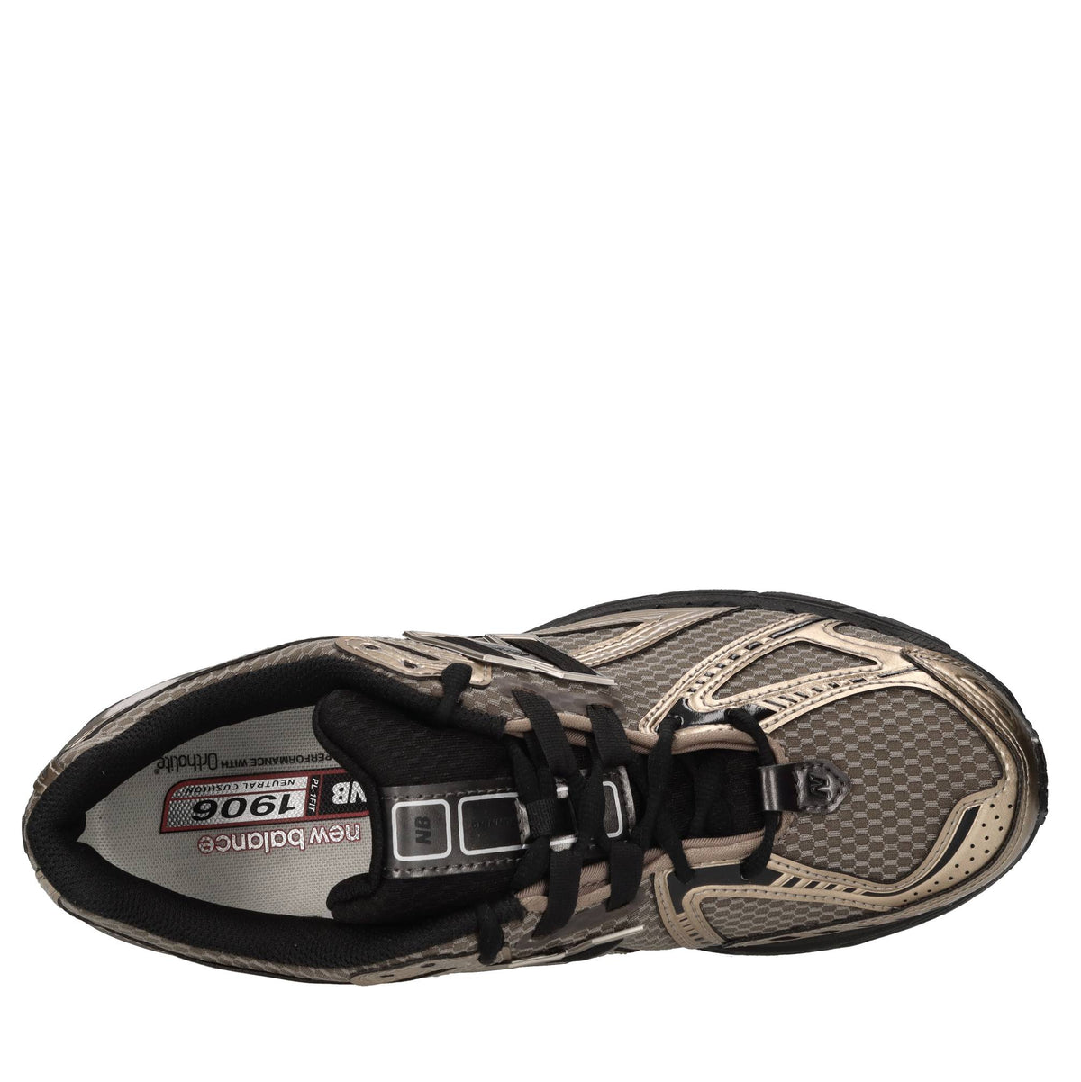 Sneakers in tessuto, ecopelle e altre materie 