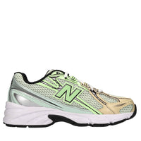 Sneakers in tessuto e altre materie 