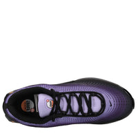 Sneakers in tessuto e altre materie 