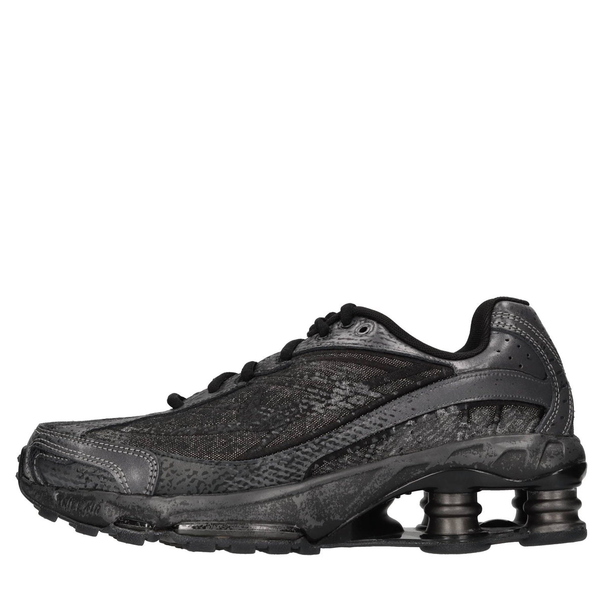 Sneakers in pelle e tessuto 