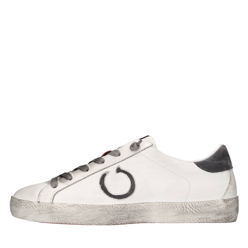 Sneakers in pelle 