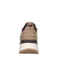Sneakers in camoscio e tessuto 