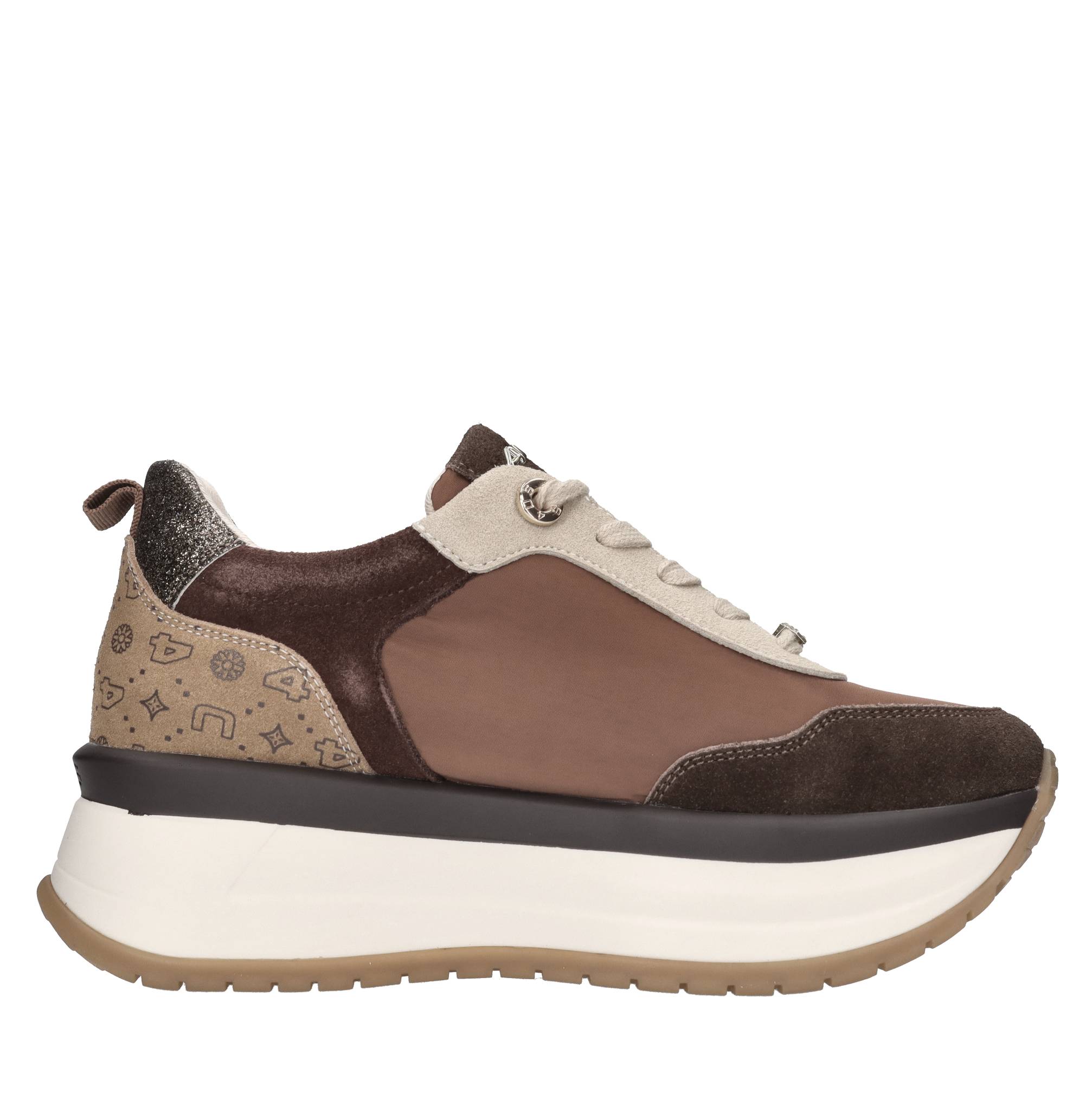 Sneakers in camoscio e tessuto 