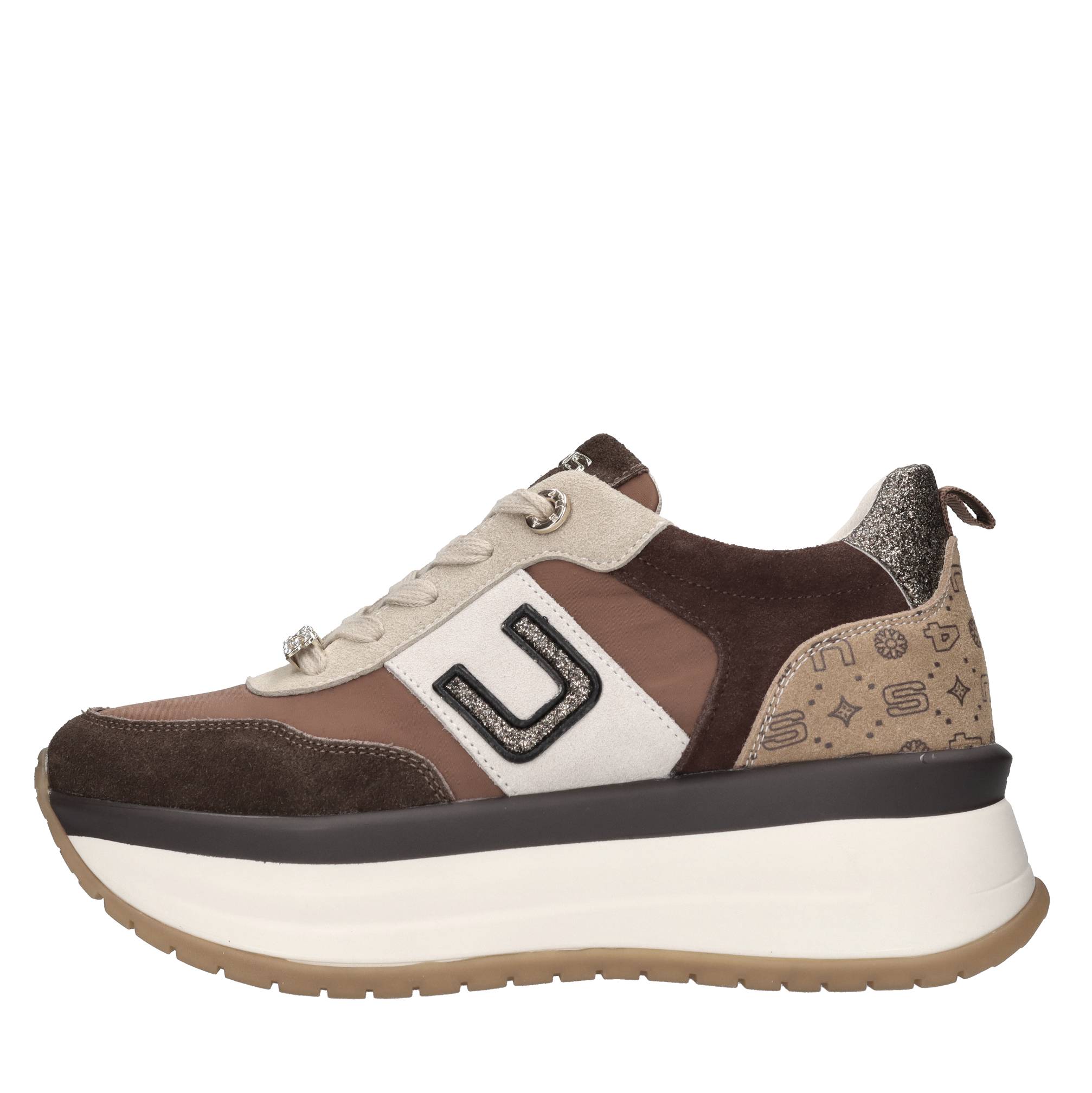 Sneakers in camoscio e tessuto 
