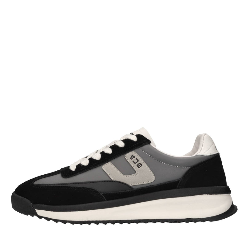 Sneakers in camoscio ed ecopelle 