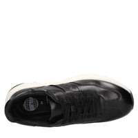 Sneakers in pelle 
