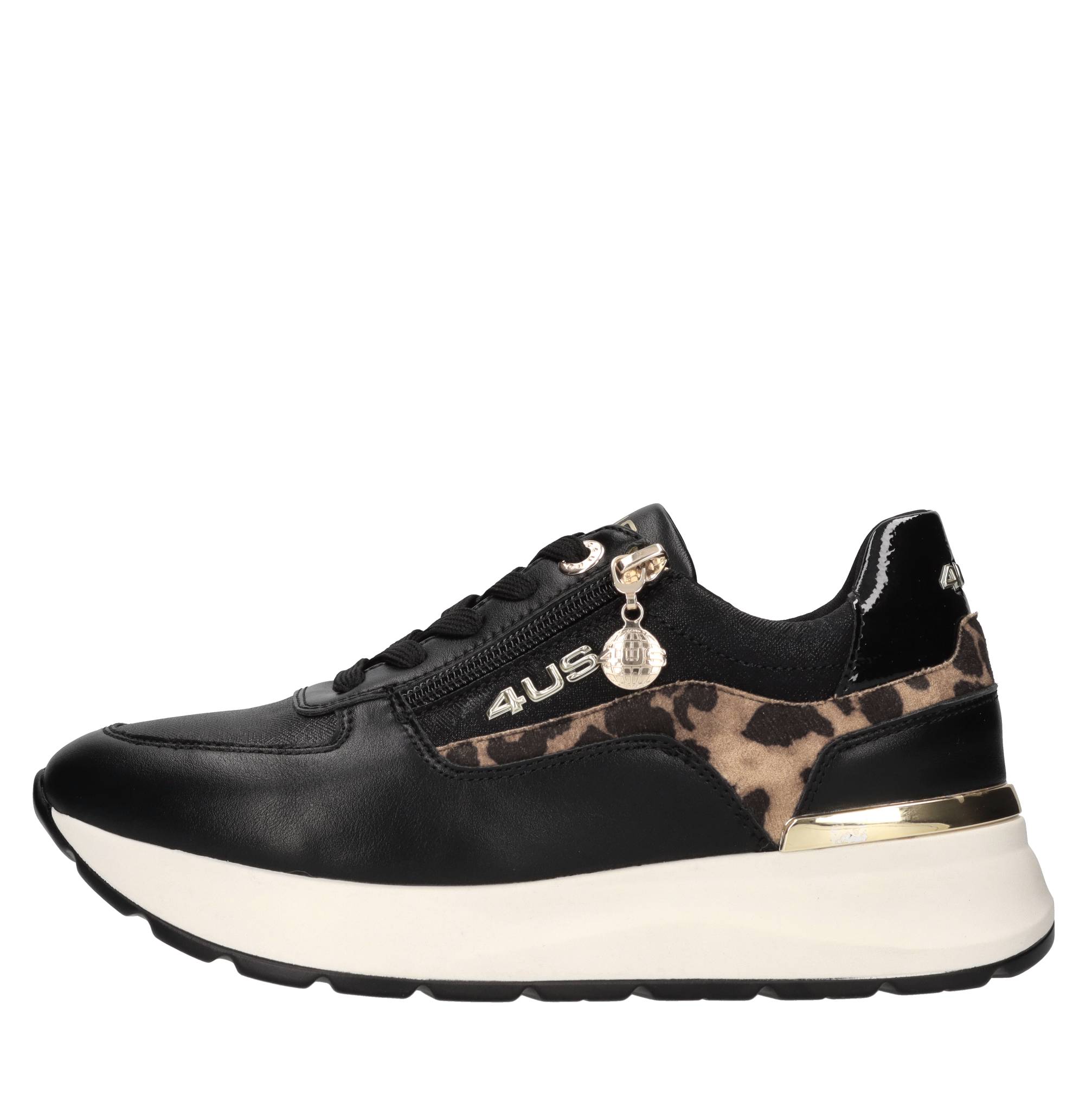 Sneakers in ecopelle e tessuto 