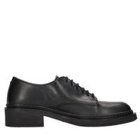 Stringate in pelle 