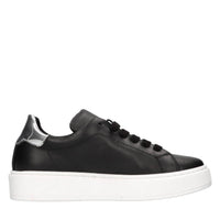 Sneakers in pelle 