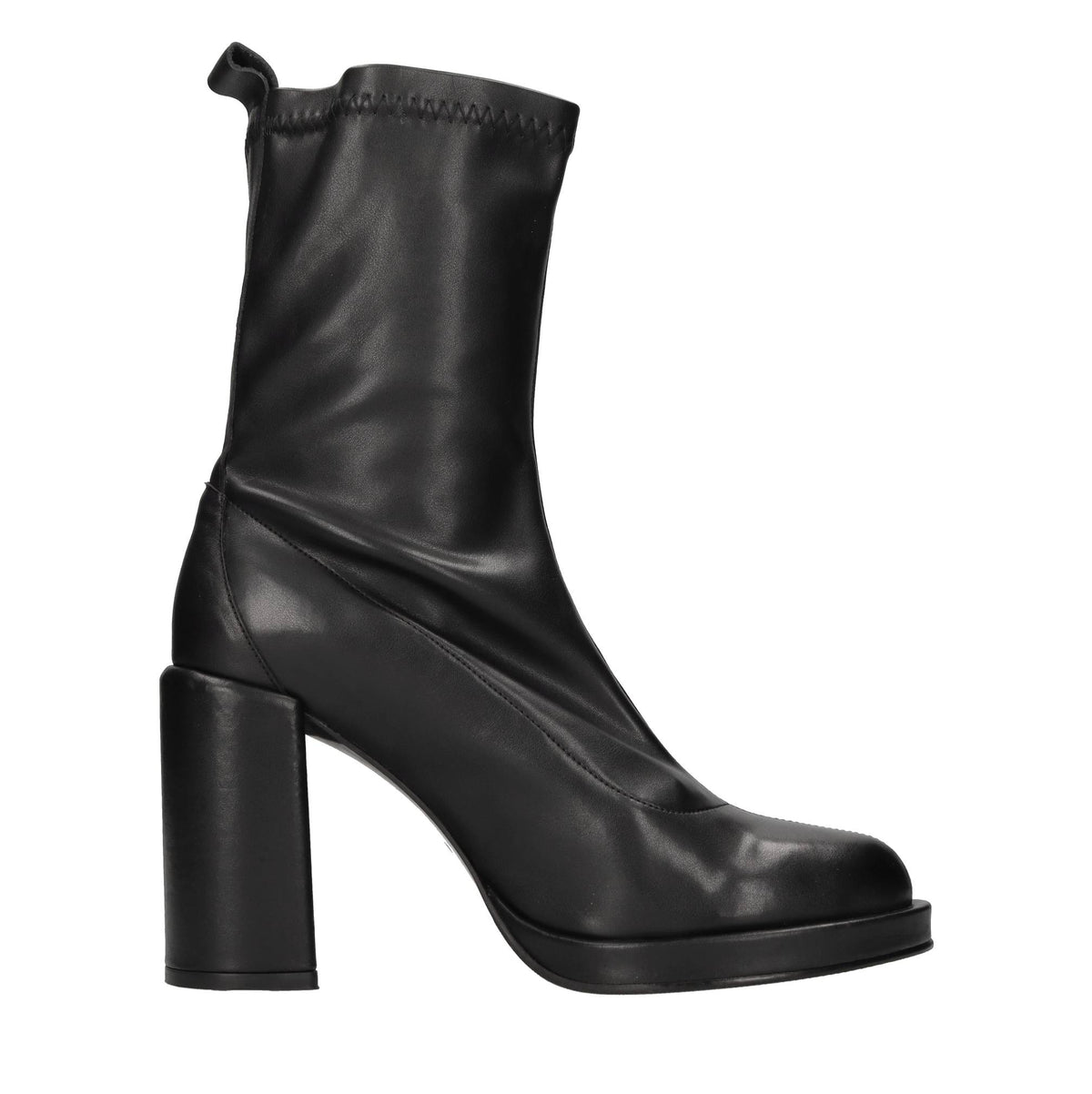 Tronchetti in pelle ed ecopelle elasticizzata 