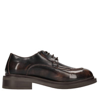 Stringate in pelle 
