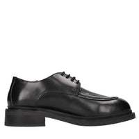 Stringate in pelle 