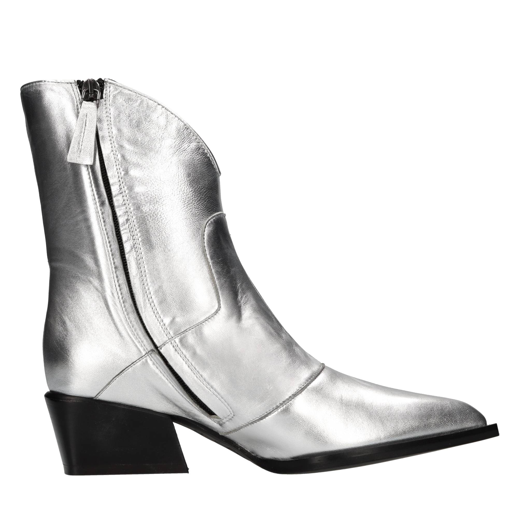 Stivaletti texani in pelle 