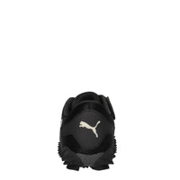 Sneakers in cavallino e altre materie 