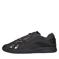 Sneakers in ecopelle, tessuto e altre materie 