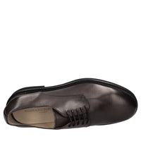 Stringate in pelle 