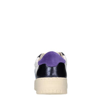 Sneakers in pelle 