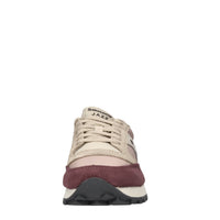 Sneakers in camoscio e tessuto 