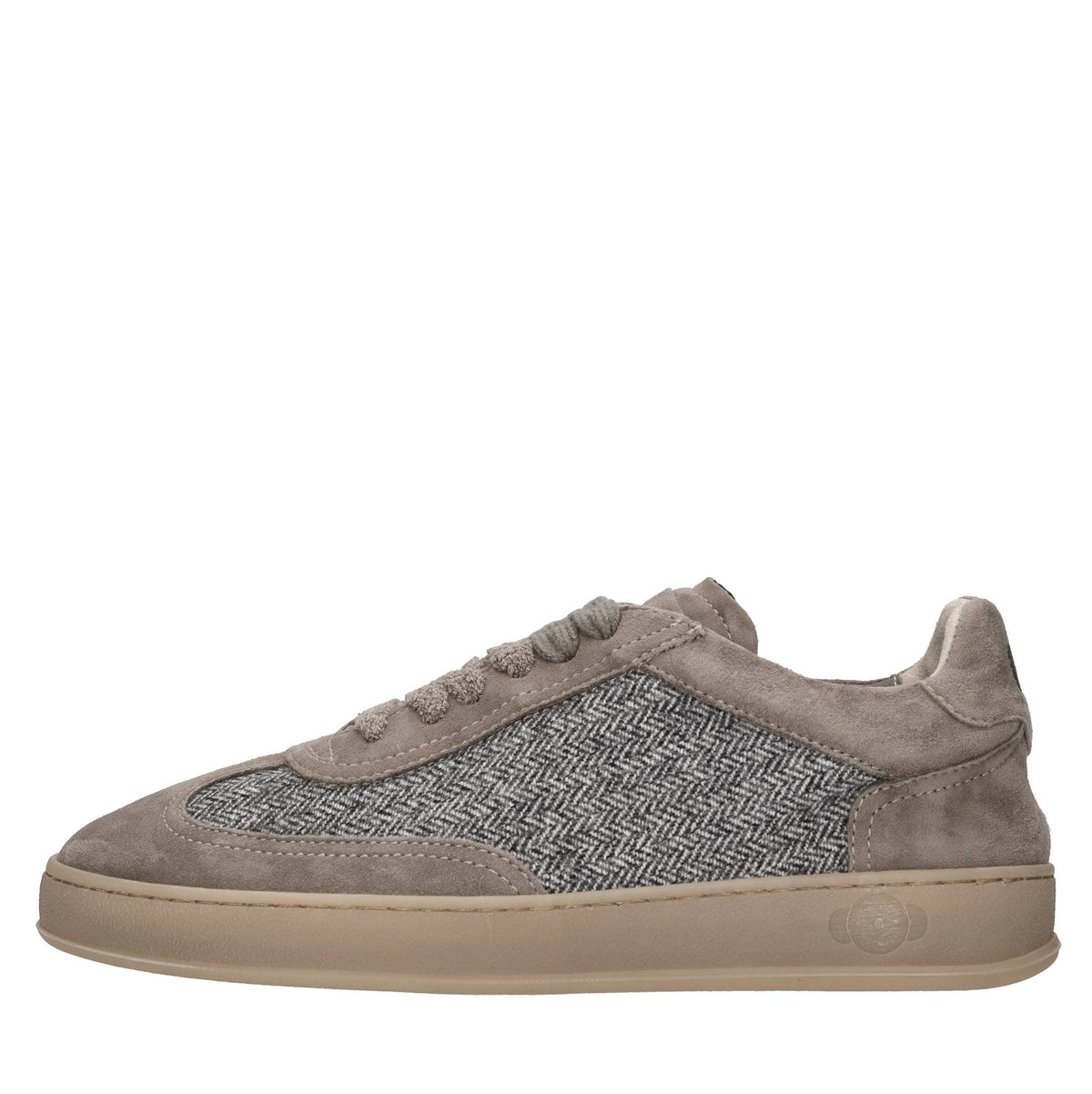 Sneakers in camoscio e tessuto 
