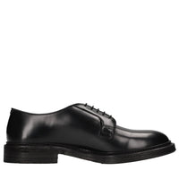 Stringate in pelle 