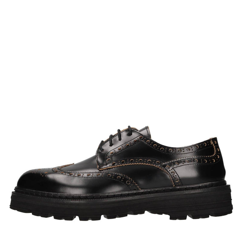 Stringate in pelle 