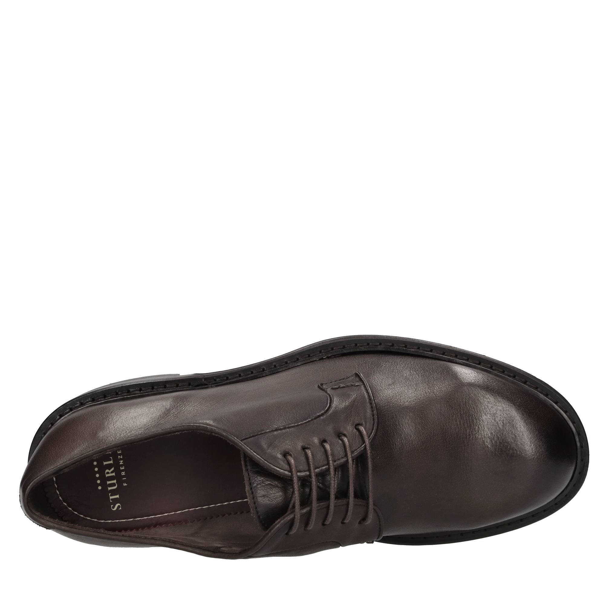 Stringate in pelle 