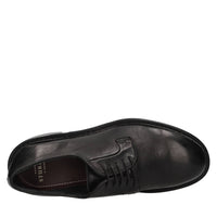 Stringate in pelle 