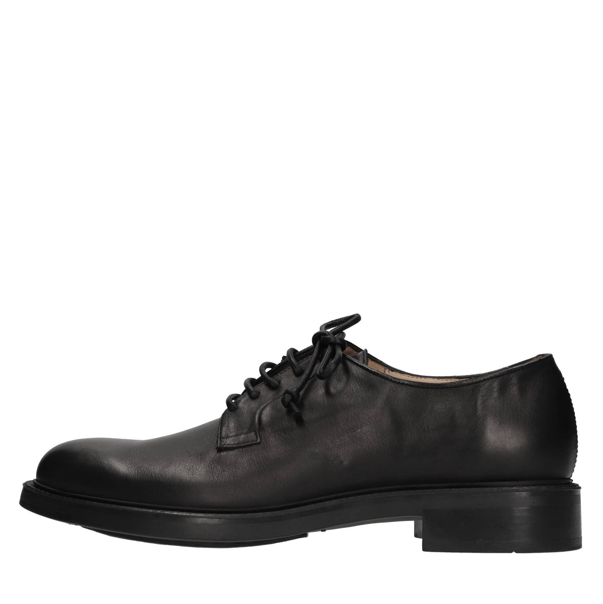 Stringate in pelle 